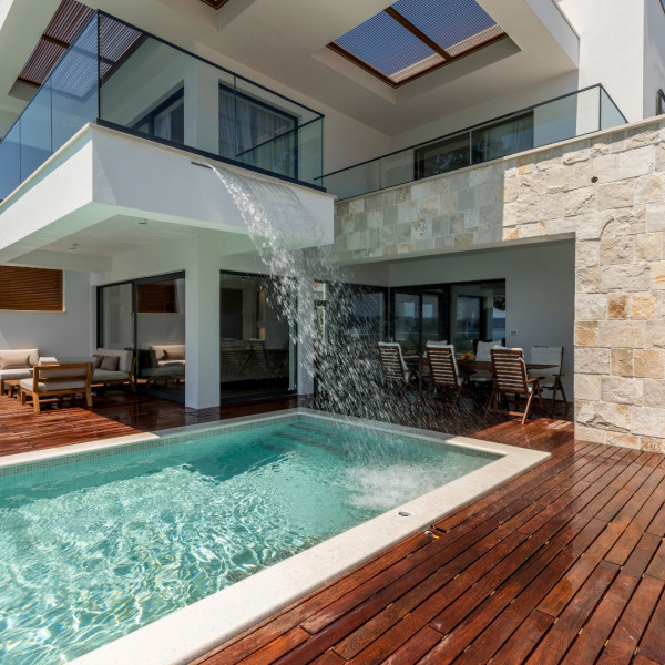 Villa Sea Star, Villa Sea Star with an infinity pool by the sea, in Ka&scaron;tel Kambelovac - Split, Croatia Ka&scaron;tel Kambelovac