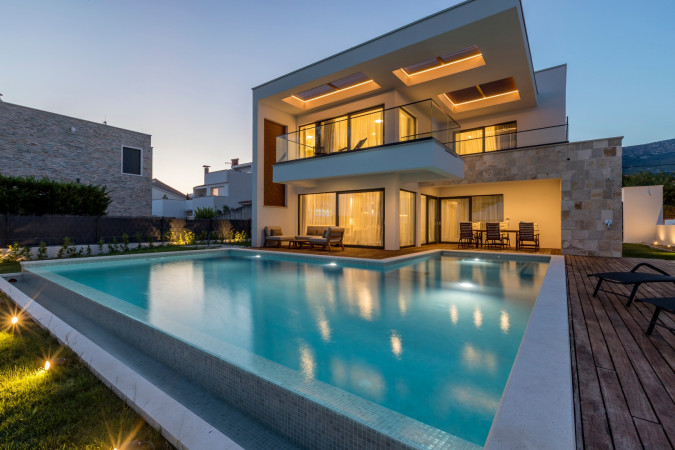 Villa Sea Star with an infinity pool by the sea, in Ka&scaron;tel Kambelovac - Split, Croatia Ka&scaron;tel Kambelovac