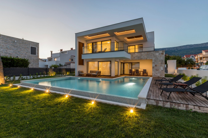 Villa Sea Star with an infinity pool by the sea, in Ka&scaron;tel Kambelovac - Split, Croatia Ka&scaron;tel Kambelovac
