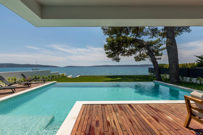 Villa Sea Star with an infinity pool by the sea, in Ka&scaron;tel Kambelovac - Split, Croatia Ka&scaron;tel Kambelovac