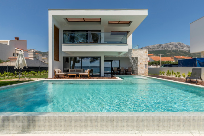 Villa Sea Star with an infinity pool by the sea, in Ka&scaron;tel Kambelovac - Split, Croatia Ka&scaron;tel Kambelovac
