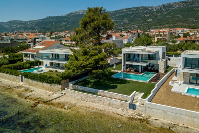 Villa Sea Star with an infinity pool by the sea, in Ka&scaron;tel Kambelovac - Split, Croatia Ka&scaron;tel Kambelovac